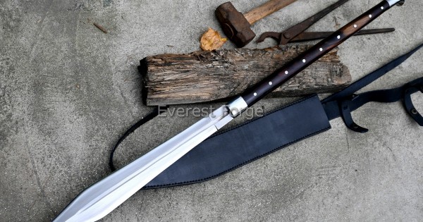 Gladius Spear | Hand-Forged Greek Spear | EverestForge